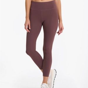 VUORI Stride Leggings in Chestnut